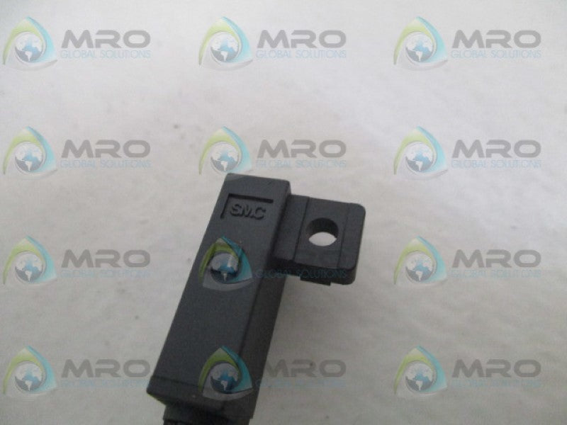SMC D-J79 SOLID STATE AUTO SWITCH (AS PICTURED)  NSNP