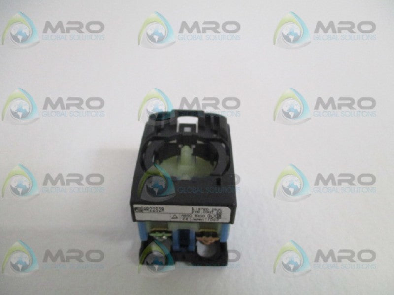 FUJI ELECTRIC AR22S2R PUSHBUTTON BODY (AS PICTURED) NSNP