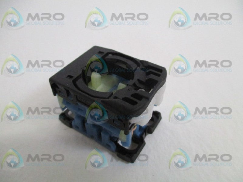 FUJI ELECTRIC AR22S2R PUSHBUTTON BODY (AS PICTURED) NSNP