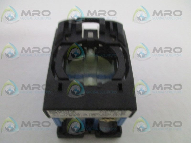 FUJI ELECTRIC AR22F0R PUSHBUTTON BODY (AS PICTURED) NSNP