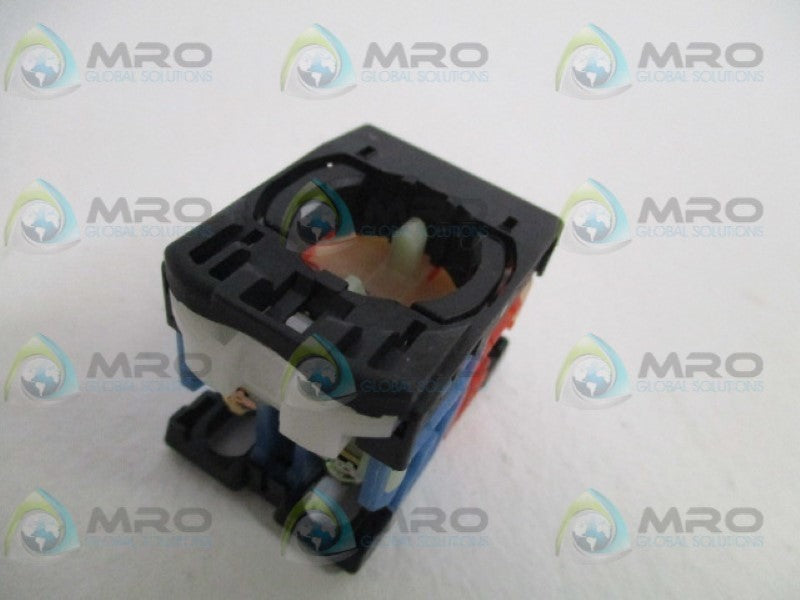 FUJI ELECTRIC AR22JR-2B PUSHBUTTON BODY (AS PICTURED) NSNP