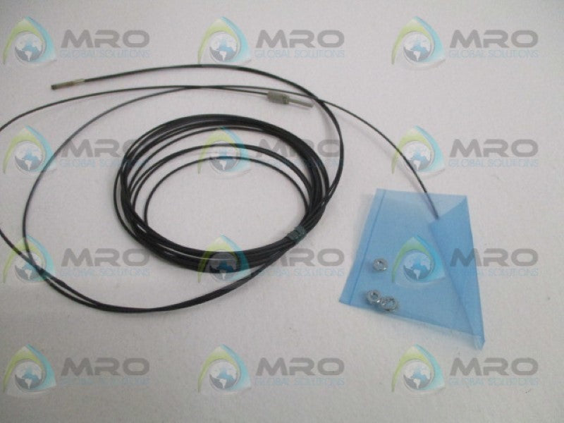 SICK LL3-DT01 FIBER OPTIC SENSOR *NEW IN BOX*