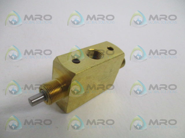 CLIPPARD FV-4DP PNEUMATIC PLUNGER VALVE * NEW IN ORIGINAL PACKAGE *