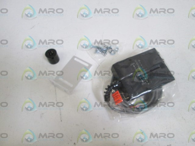 TRI-TRONICS PHOTOELECTRICX FIBER OPTIC UCFR-A *NEW IN BOX*