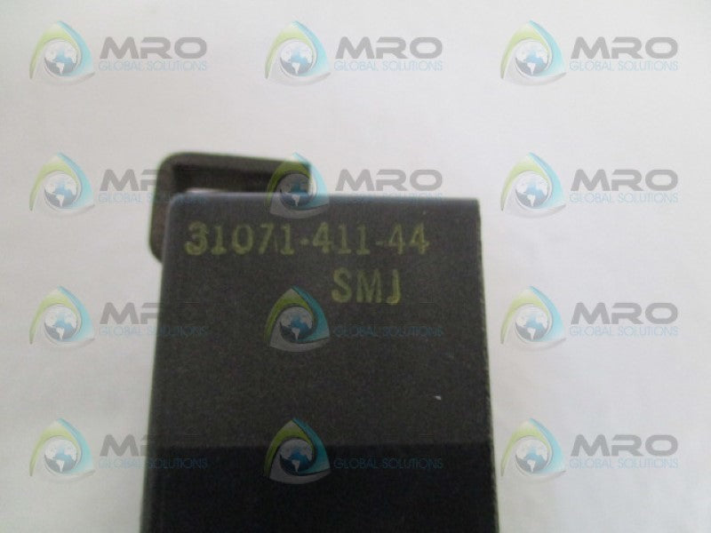 SQUARE D 31071-411-44 COIL 110/120V *USED*
