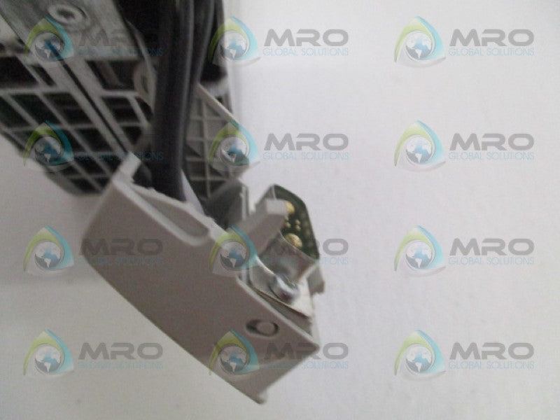 SIEMENS SITOP CNX8600 6EP4437-8XB00-0CY0 EXTENSION MODULE *USED*