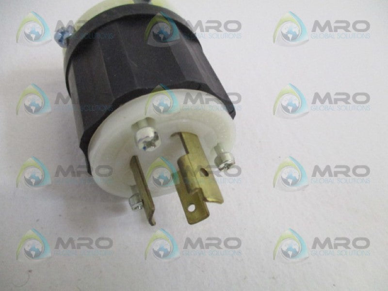 LEVITON 2321 LOCKING PLUG *NEW IN BOX*