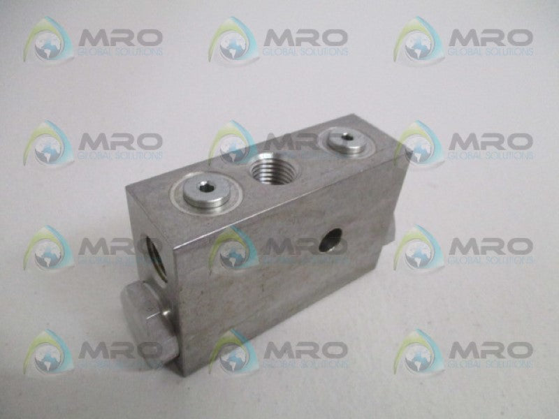 FLUID CONTROLS 4K21-N2-S VALVE MANIFOLD BLOCK *NEW NO BOX*