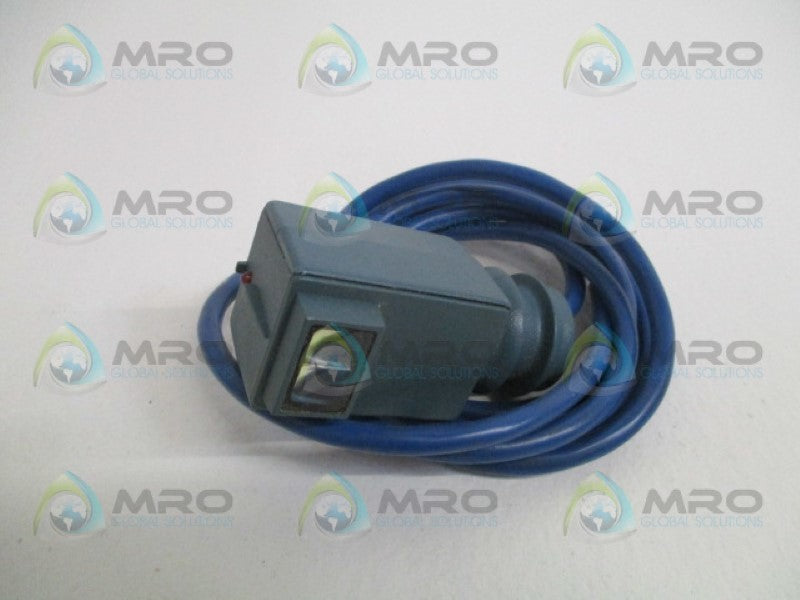 CUTLER HAMMER 1355A-6513 DIFFUSE REFLECTIVE SENSOR 10"  UNMP