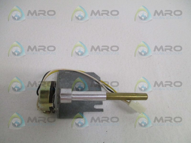 INDUSTRIAL MRO R1379541 POTENTIOMETER (AS PICTURED) *NEW NO BOX*