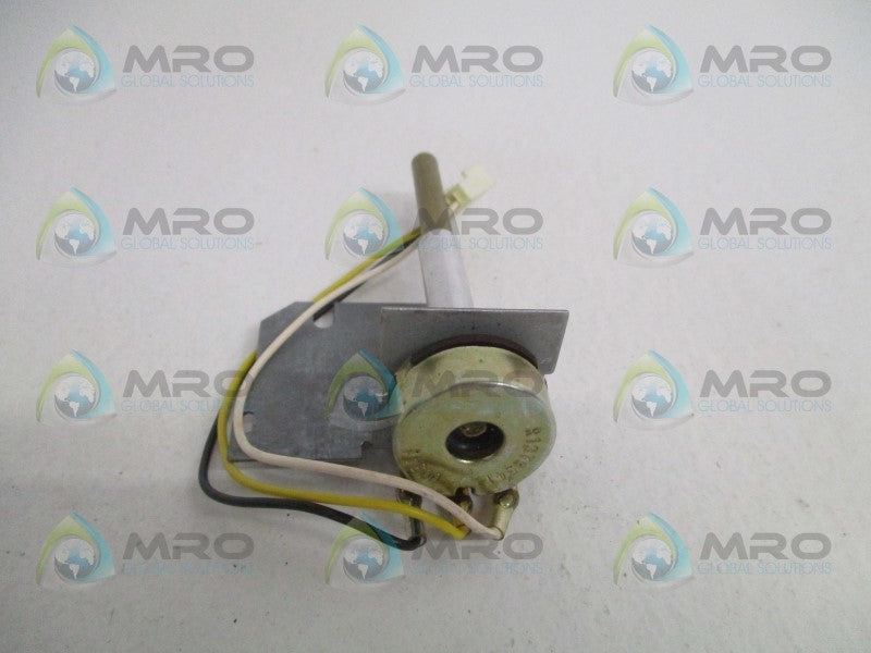 INDUSTRIAL MRO R1379541 POTENTIOMETER (AS PICTURED) *NEW NO BOX*