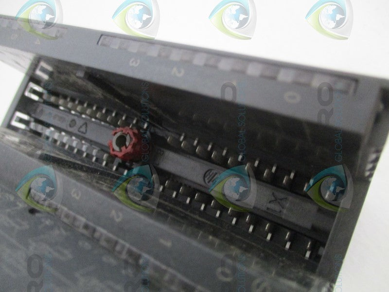 SIEMENS SIMATIC S7-300 6ES7322-5GH00-0AB0 DIGITAL OUTPUT MODULE NSNP