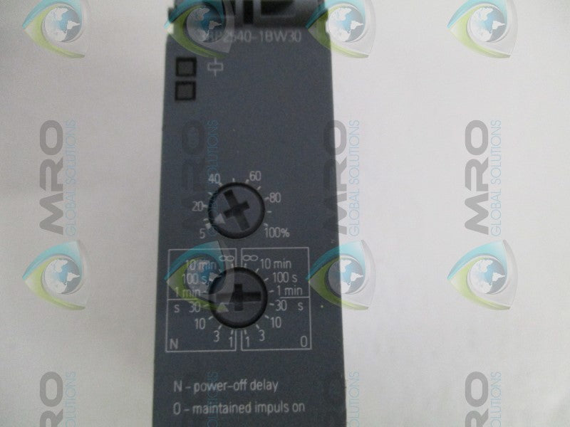 SIEMENS 3RP2540-1BW30 TIME RELAY *NEW NO BOX*