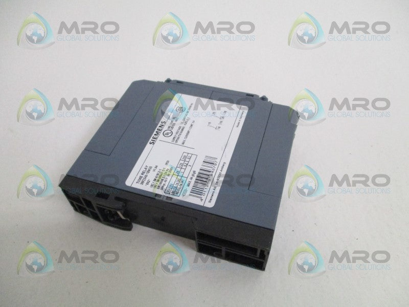 SIEMENS 3RP2540-1BW30 TIME RELAY *NEW NO BOX*