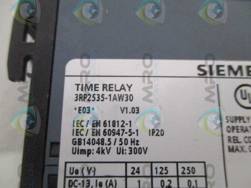 SIEMENS 3RP2535-1AW30 TIME RELAY *NEW NO BOX*