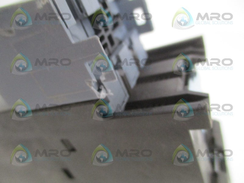 SIEMENS 3RA6120-2AB32 MOTOR STARTER (AS PICTURED) *NEW NO BOX*