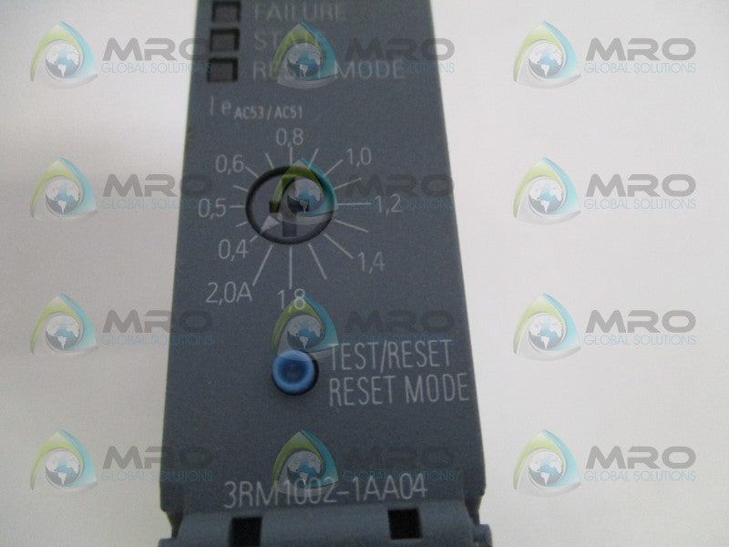 SIEMENS 3RM1002-1AA04 AC SEMI CONDUCTOR MOTOR STARER (AS PICTURED) *NEW NO BOX*