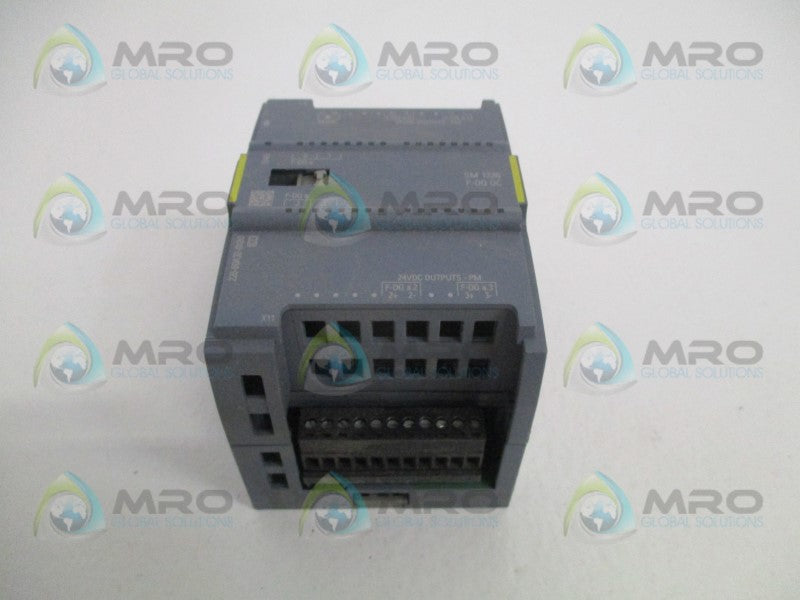SIEMENS SIMATIC S7-1200 6ES7226-6DA32-0XB0 DIGITAL OUTPUT MODULE *USED*