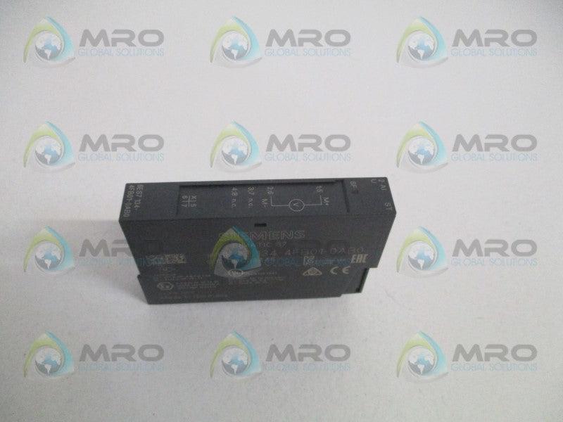 SIEMENS SIMATIC S7 6ES7134-4FB01-0AB0 ANALOG INPUT MODULE *NEW NO BOX*