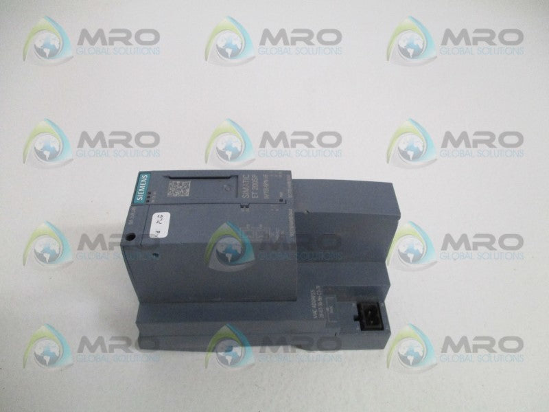 SIEMENS SIMATIC S7 6ES7155-6AU00-0CN0/ 6ES7193-6AR00-0AA0 INTERFACE MODULE*USED*