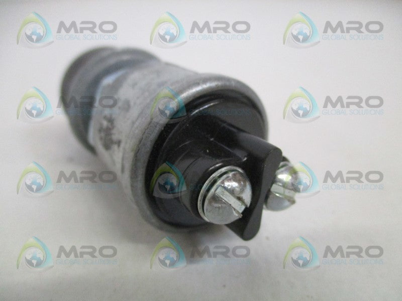 COLE HERSEE 90030 PUSHBUTTON SWITCH (AS PICTURED)  NSMP