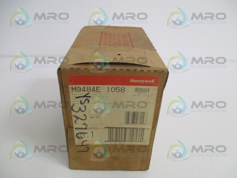 HONEYWELL M9484E1058 MODUTROL MOTOR *FACTORY SEALED*