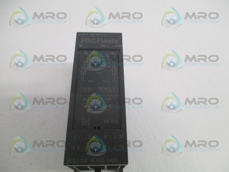 SIEMENS SIMATIC 6ES7138-4FA05-0AB0 INPUT MODULE(AS PICTURED) *NEW NO BOX*