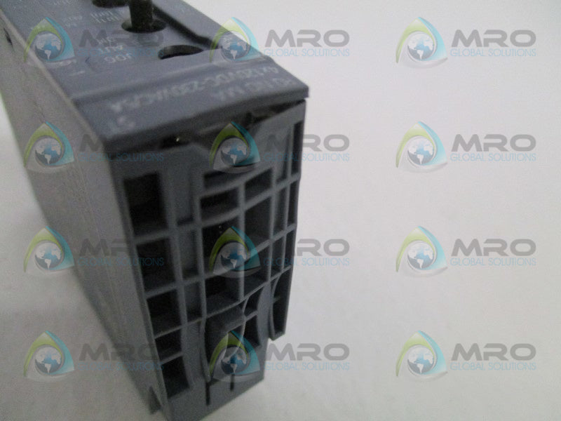SIEMENS S7 6ES7132-6MD00-0BB1 MODULE (AS PICTURED) *NEW NO BOX*