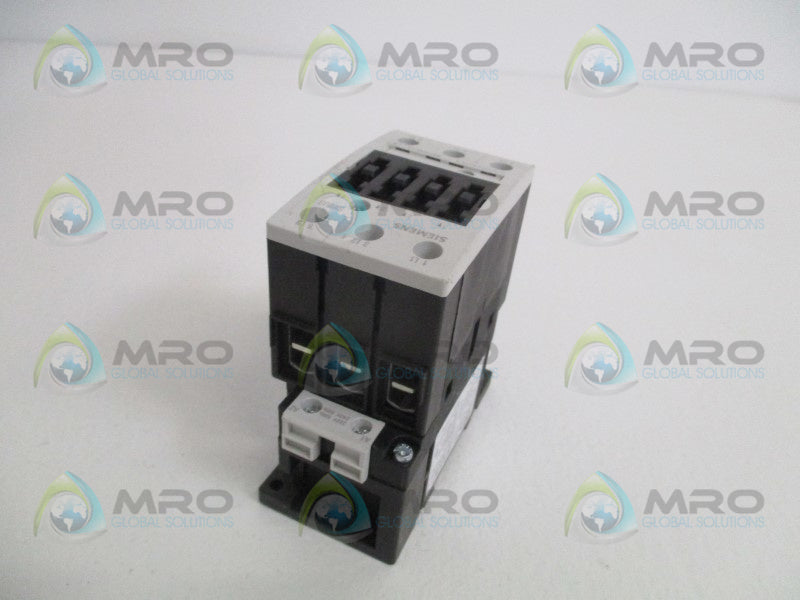 SIEMENS 3RT1036-1AP60 CONTACTOR 220/240V (MISSING ACCESSORIES) *NEW NO BOX*