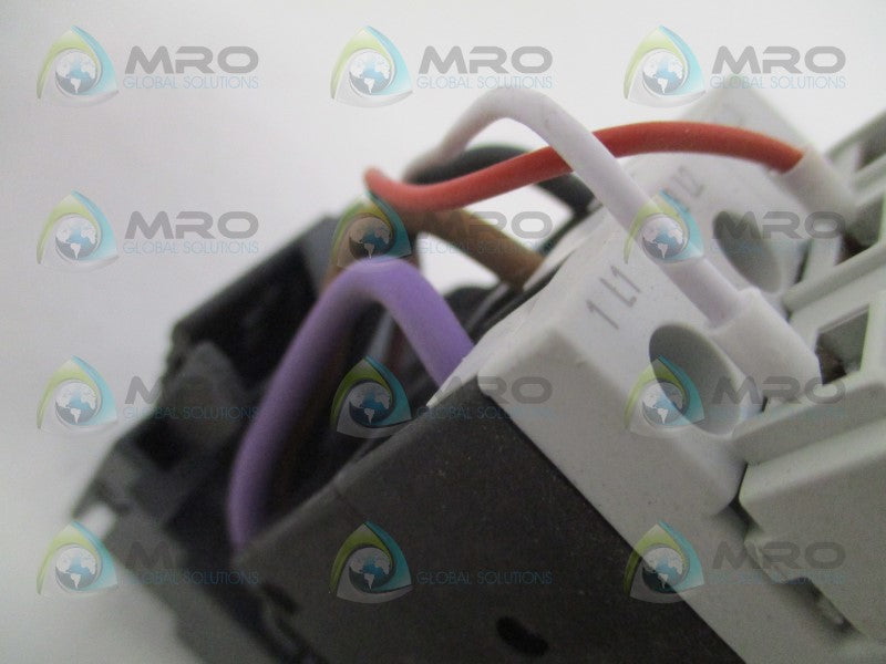 SIEMENS 3RK1301-1AB00-0AA2 MOTOR STARTER (AS PICTURED) *NEW NO BOX*