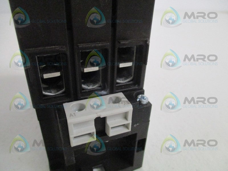 SIEMENS 3RT1036-1AK60 CONTACTOR 110/120V (AS PICTURED) *NEW NO BOX*