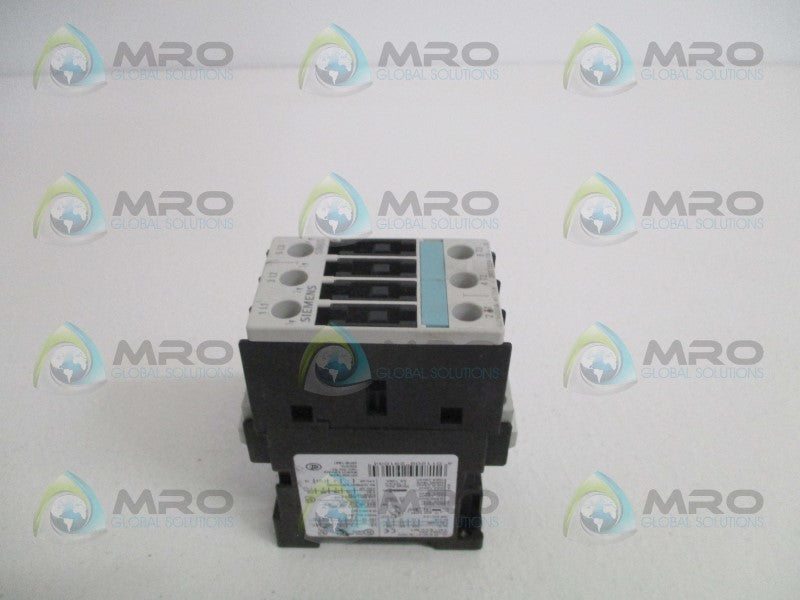 SIEMENS 3RT1024-1BB40 CONTACTOR 24VC (AS PICTURED) *NEW NO BOX*