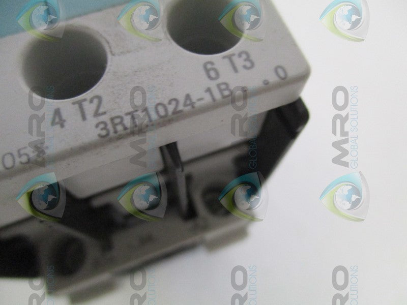 SIEMENS 3RT1024-1BB40 CONTACTOR 24VC (AS PICTURED) *NEW NO BOX*
