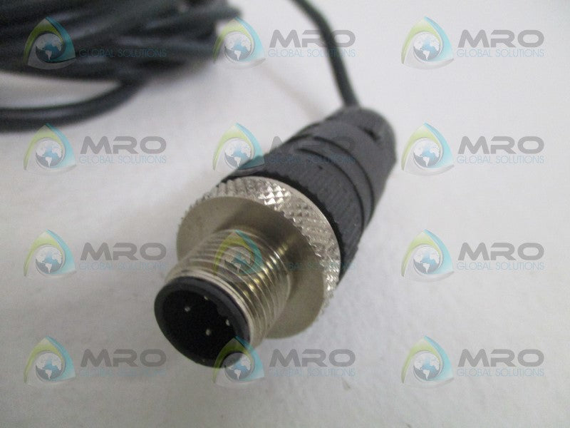 OMRON E3S-AT31-D PHOTOELECTRIC SENSOR RECEIVER (AS PICTURED) *NEW NO BOX*