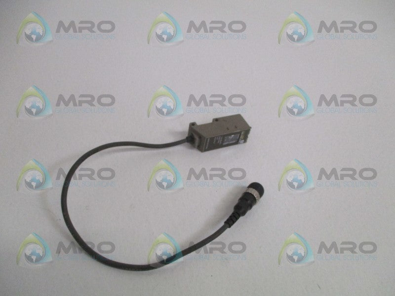 OMRON E3S-CT61-D-M1J PHOTOELECTRIC SENSOR (MISSING ACCESSORIES) *NEW NO BOX*