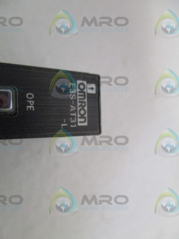 OMRON E3S-AT31-L PHOTOELECTRIC SENSOR EMITTER *USED*