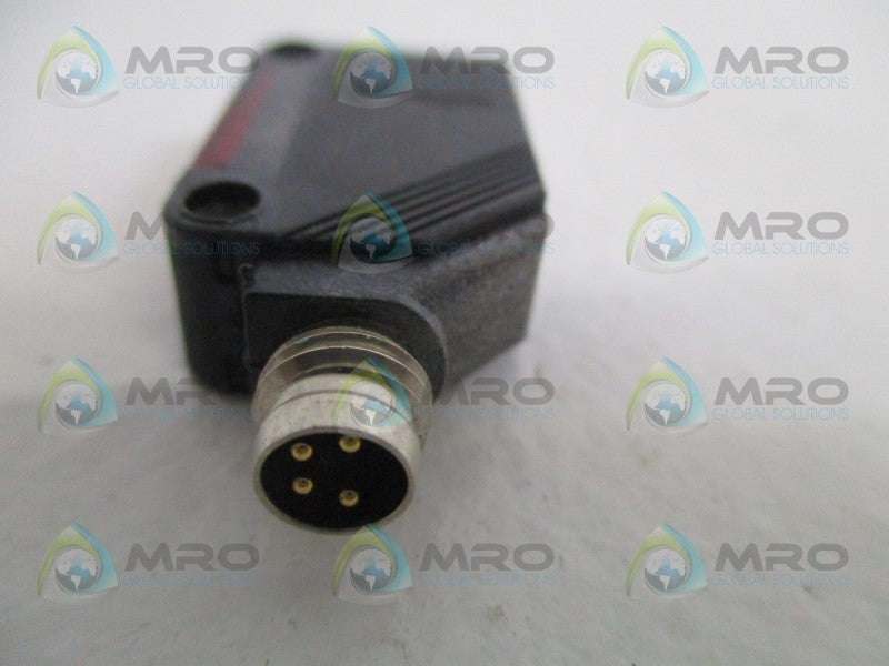 OMRON E3Z-R86 PHOTOELECTRIC SWITCH(MISSING ACCESSORIES) *NEW NO BOX*