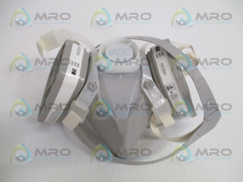 3M 5205 ACID GAS ASSEMBLY SIZE: M  NSMP