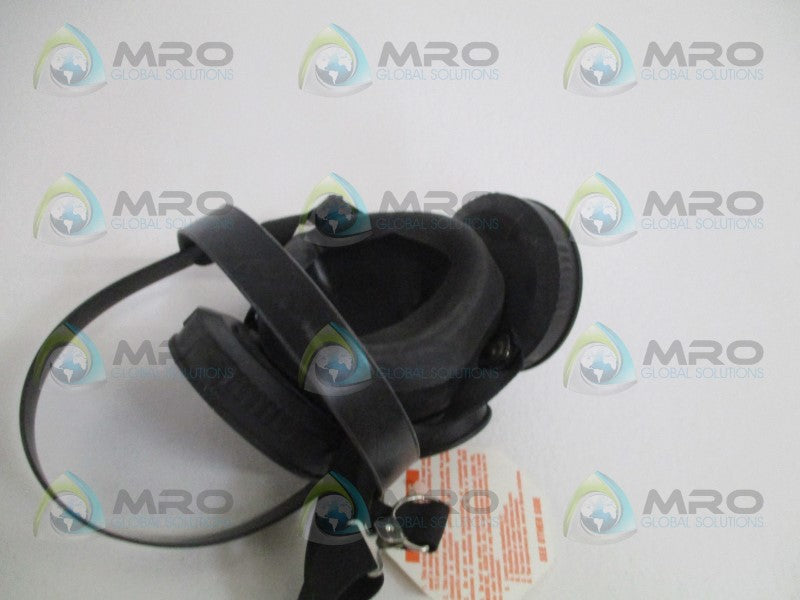 MSA 7-201-2 HALF MASK RESPIRATOR BLACK SIZE: S *NEW NO BOX*