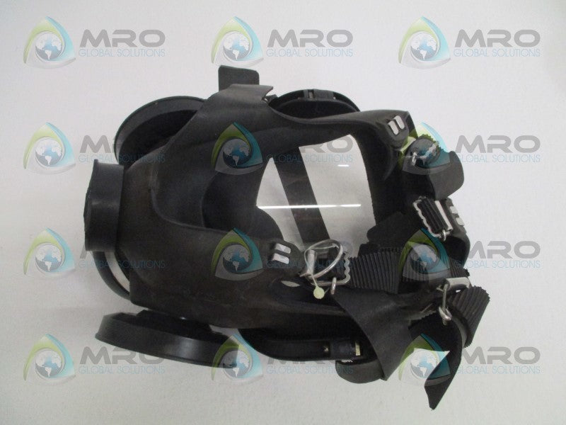 MSA 7-204-1 FULL MASK RESPIRATOR SIZE: M *NEW NO BOX*