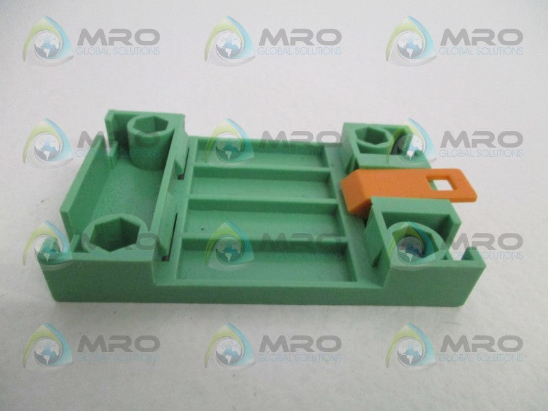 PHOENIX CONTACT EM-MP45 MOUNTING PLATE (AS PICTURED)  NSNP