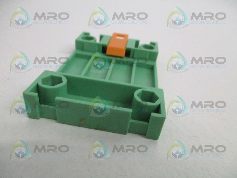 PHOENIX CONTACT EM-MP45 MOUNTING PLATE (AS PICTURED)  NSNP