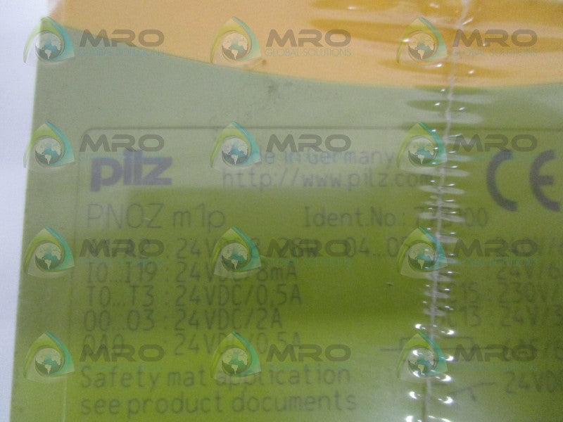 PILZ PNOZM1P * NEW IN ORIGINAL PACKAGE *