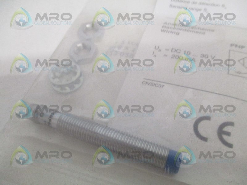 SICK IM08-06NPS-ZT1 PHOTOELECTRIC SENSOR * NEW IN FACTORY BAG *