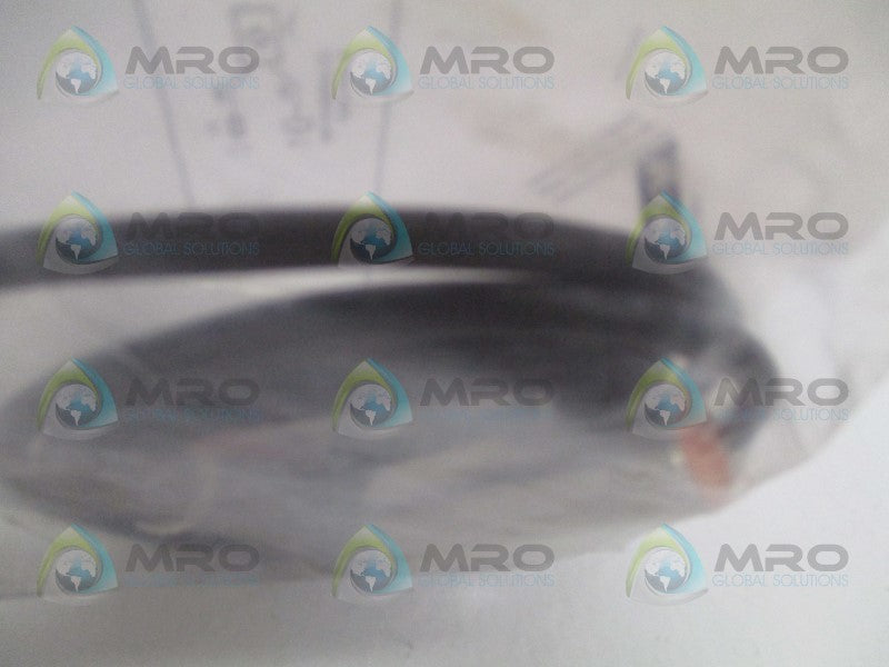 IFM EFECTOR IG0011 INDUCTIVE PROXIMITY SENSOR * NEW IN FACTORY BAG *