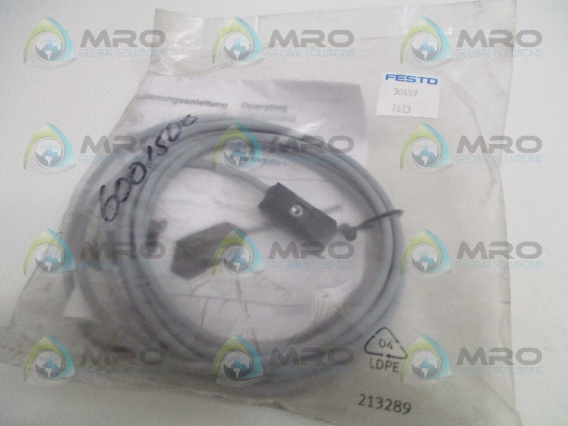 FESTO SMEO-1-LED-24-B 30459 PROXIMITY SENSOR * NEW IN FACTORY BAG *