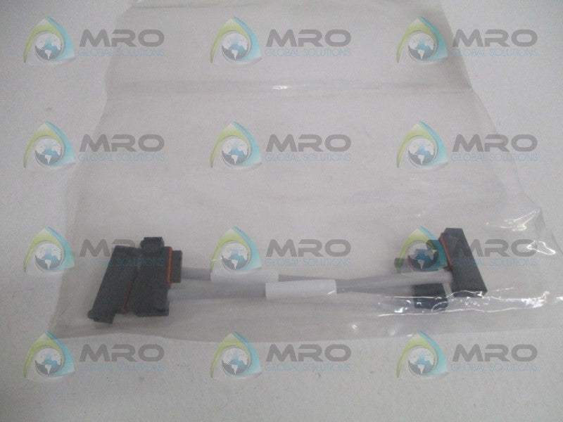 SUNX SFB-CSL01 CABLE SET  NSMP