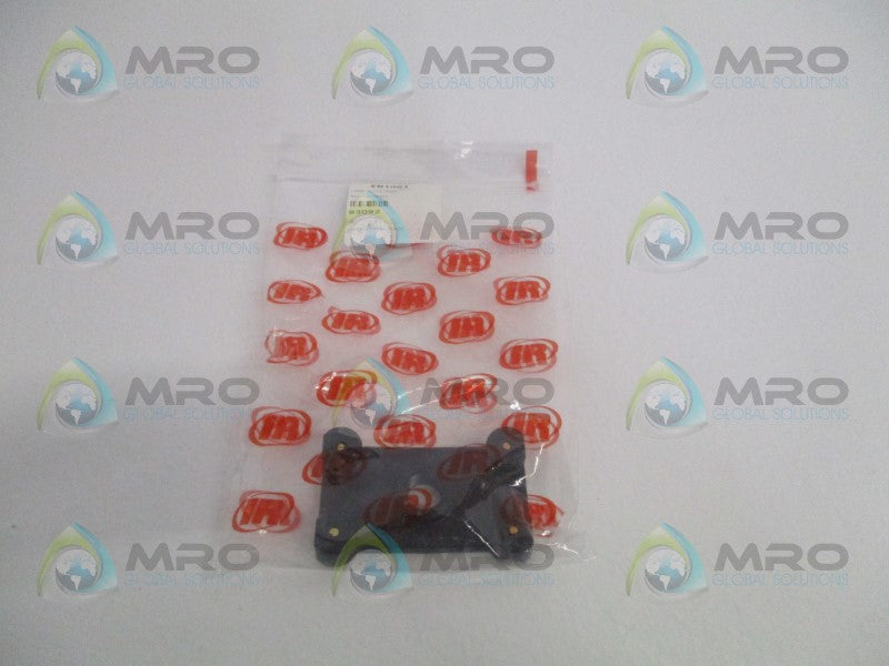 INGERSOLL RAND 93092 EXHAUST COVER *NEW IN FACTORY BAG*