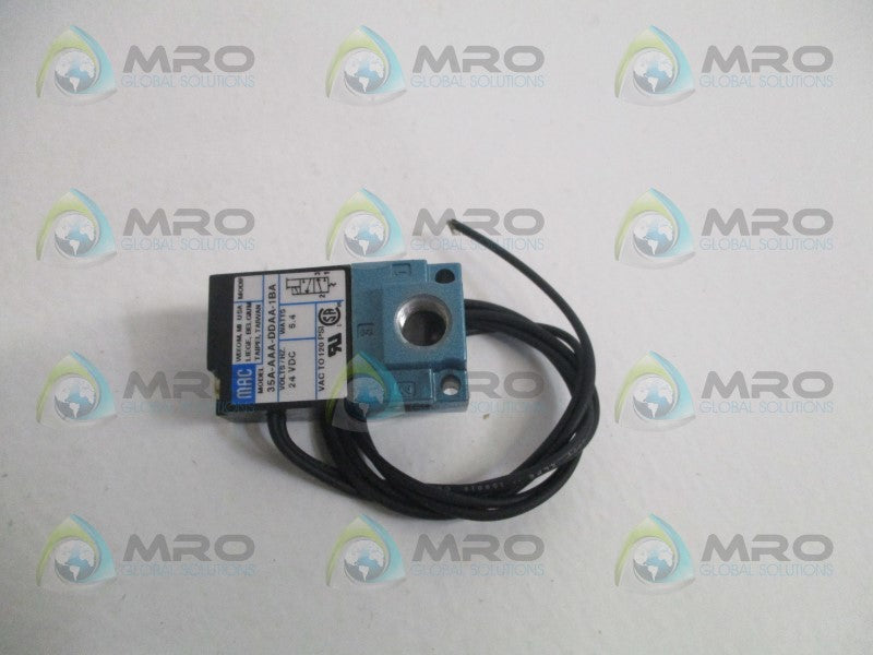 MAC 35A-AAA-DDAA-1BA SOLENOID VALVE *NEW IN BOX*