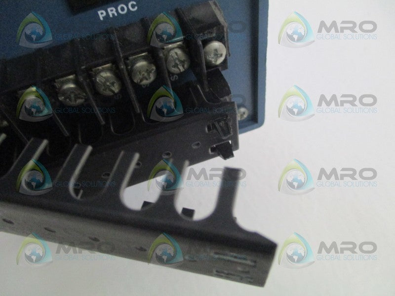 TFI INTERNATIONAL 928C TEMP. CONTROLLER SET AT: 200C (AS PICTURED) *NEW NO BOX*